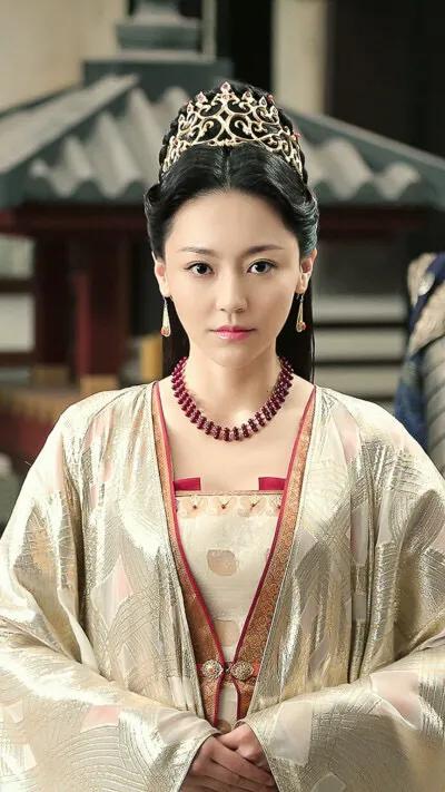 “天生壞人”，這6位“反派臉”女星演壞人入木三分，氣得人牙癢