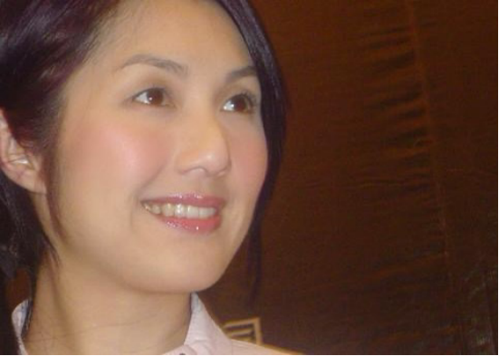 楊千嬅肯定是幸福的：陳奕迅有意，鄭太子有情，得丁先生情意