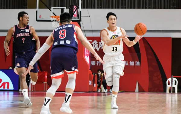姜宇星更博：預祝中國女籃戰勝馬裡，進軍世界盃