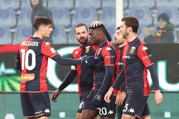 0-0冷門，倒數第三爆發，33%控球仍不輸，舍瓦阻止對手反超AC米蘭