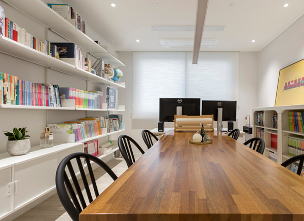 165㎡花50萬做極簡裝修，雖稱不上豪華，居住卻最經得住歲月考驗