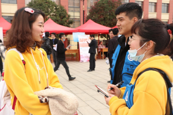 校招中常見的“潛規則”，已有畢業生入坑，新生提前知曉少吃虧