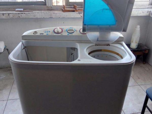 洗衣機主要洗衣服，別忘了清洗機體，不然衣服越洗越髒