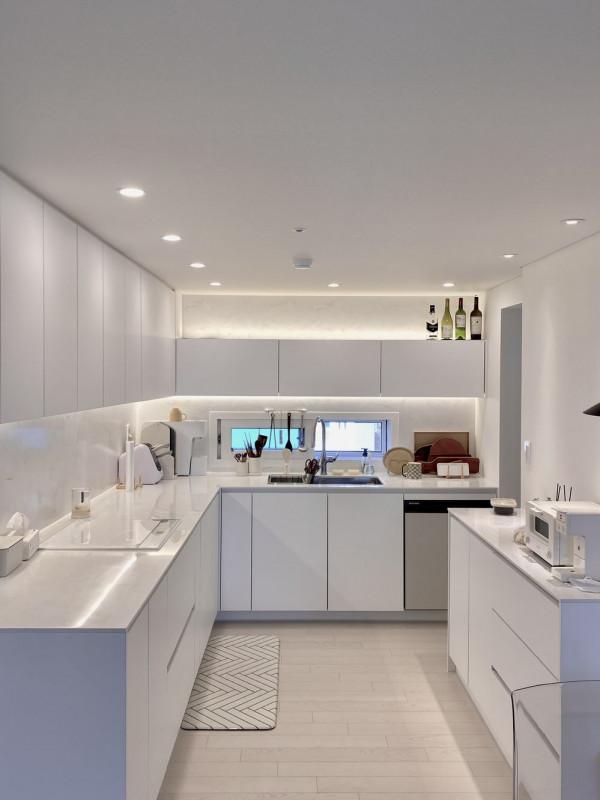 90㎡二手房非常簡單，跟奢華不沾邊，&OpenCurlyDoubleQuote;封閉式玄關&rdquo;被誇裝修模板