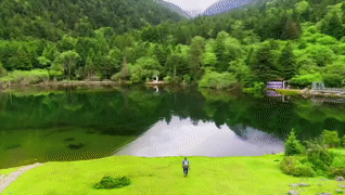 暢享18℃!川西藍色海洋,逃離城市熱浪 暢享18℃!川西藍色海洋,逃離城市熱浪