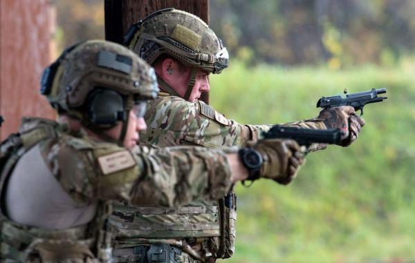 美軍現役制式單兵武器大合集——手槍篇