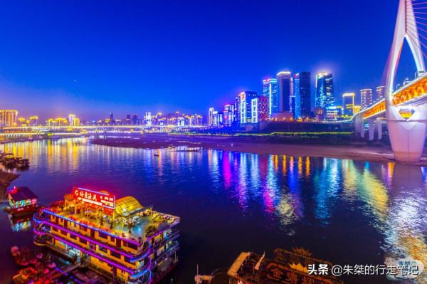以迷人夜景瘋狂攬粉的幾個城市,看看哪一個是你最愛的? 以迷人夜景瘋狂攬粉的幾個城市,看看哪一個是你最愛的?