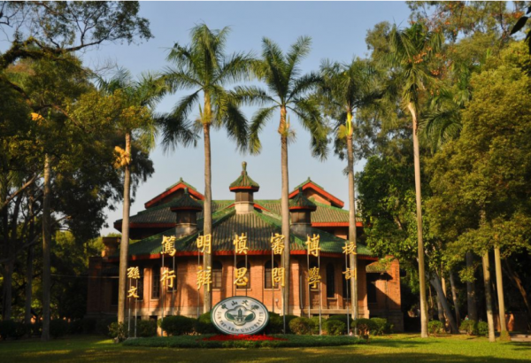 國內十大最美校園名單出爐，學校也開始拼顏值，學習生活兩不誤