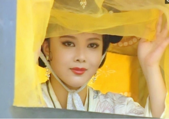 “孫二孃”梁麗：被丈夫告上法院，離婚時僅剩一臺冰箱歸女方所有