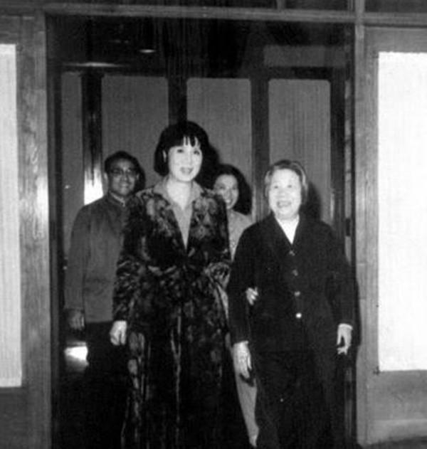 蔣介石逃往臺灣之時，帶走三位軍官太太，她們後來的生活如何？