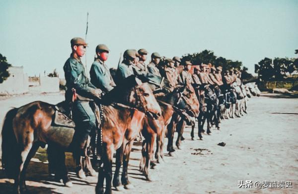 1937年，抗日戰爭時期陝西紅軍改編後的一些訓練照片