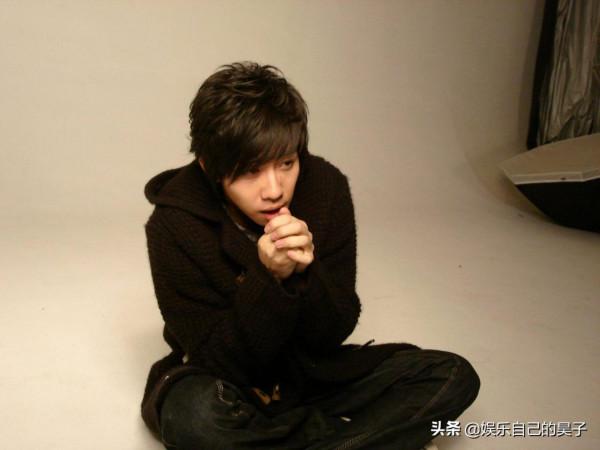 臉部遭毀容的明星都有誰呢? 臉部遭毀容的明星都有誰呢?