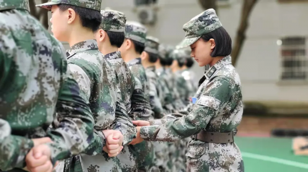 女兵的新兵連，是什麼樣子？