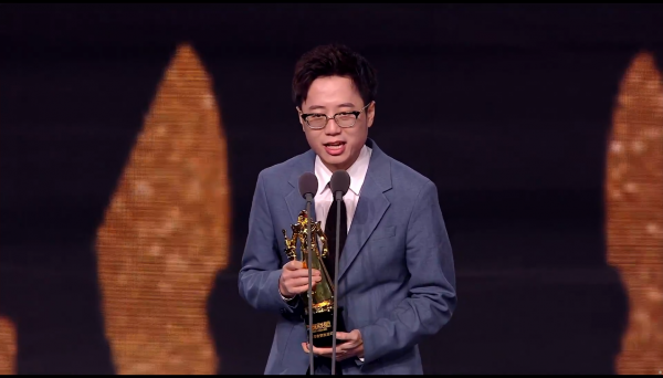 2021年度頒獎盛典:EDG贏麻了,獲得最佳品牌營銷獎 2021年度頒獎盛典:EDG贏麻了,獲得最佳品牌營銷獎