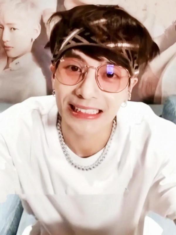 王嘉爾——會發光的寶藏男孩