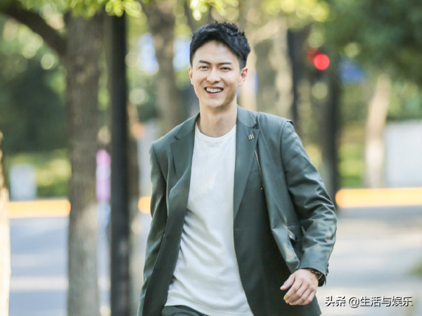 全新戀綜來襲，《心動的訊號》又有對手了，中年人的戀愛“真香”