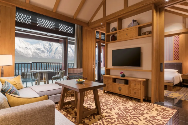 絕美雪山旁的避世酒店