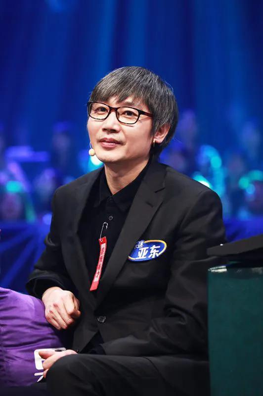 張亞東：為愛拋棄高圓圓、徐靜蕾等4位女神，瞿穎為他不婚12年