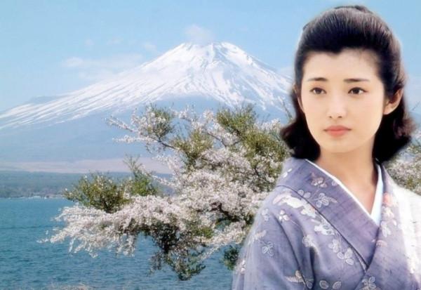 山口百惠:40年前的日本女神,巔峰時嫁人隱退,62歲的她怎麼樣了 山口百惠:40年前的日本女神,巔峰時嫁人隱退,62歲的她怎麼樣了