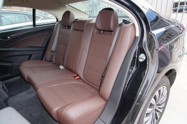 試駕2021款紅旗H7，乘坐舒適，空間大