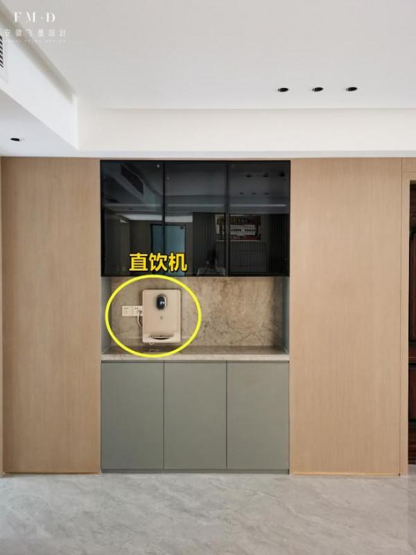 普普通通的餐邊櫃,5個最佳化功能組合起來,會過日子的人都很滿意 普普通通的餐邊櫃,5個最佳化功能組合起來,會過日子的人都很滿意