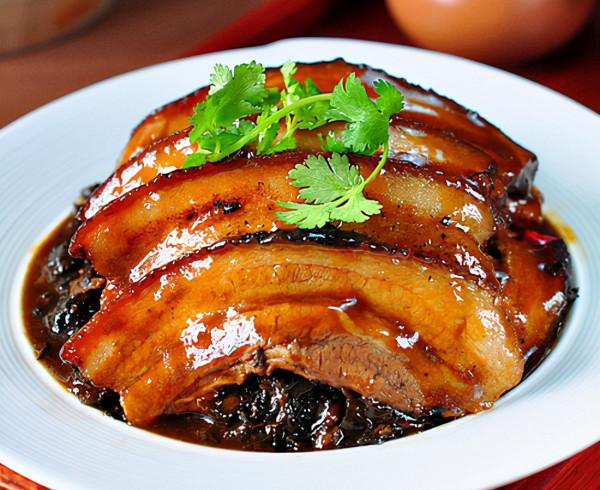 難怪宴席上的扣肉那麼好吃？原來做法有訣竅，學會做給家人吃吧