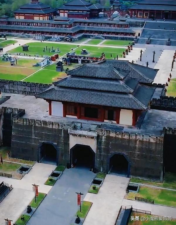 保姆級攻略：你與穿越差的不是時空，而是橫店秦王宮