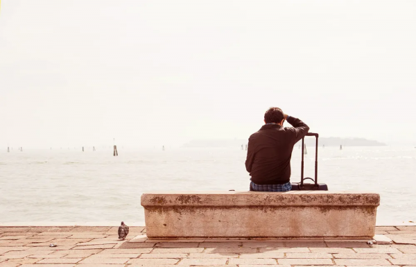 廢掉一個人最隱蔽的方式，就是讓他忙忙忙