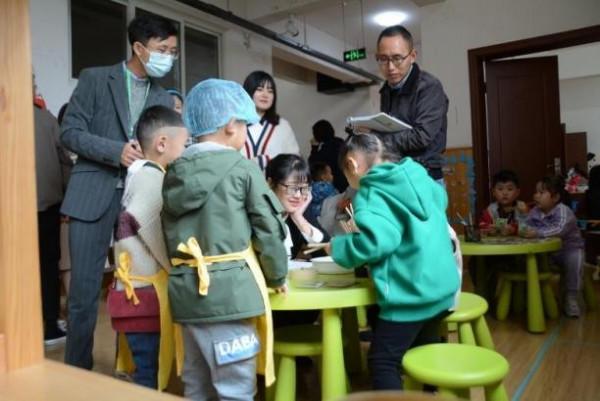 【校園動態】遊戲促進社會交往,教研提升觀察能力——新都區學前教育教研聯組(社會組)2021年第3次活動 【校園動態】遊戲促進社會交往,教研提升觀察能力——新都區學前教育教研聯組(社會組)2021年第3次活動