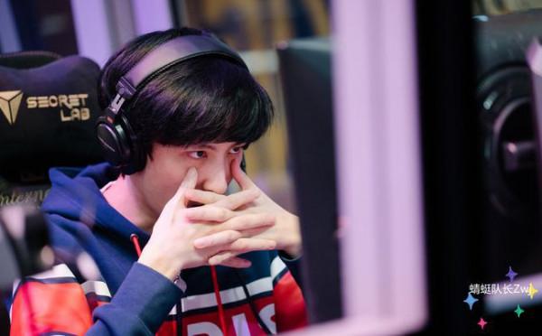 Dota2-網際網路邀請賽:LGD完成新賽季首秀,全明星戰隊雖敗猶榮 Dota2-網際網路邀請賽:LGD完成新賽季首秀,全明星戰隊雖敗猶榮