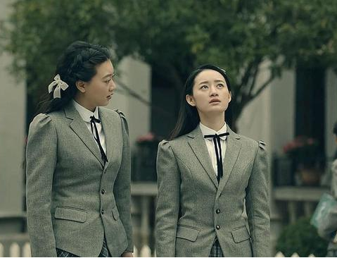 13年了,終於有了可媲美《潛伏》的諜戰劇,劇中還有5個寶藏演員 13年了,終於有了可媲美《潛伏》的諜戰劇,劇中還有5個寶藏演員