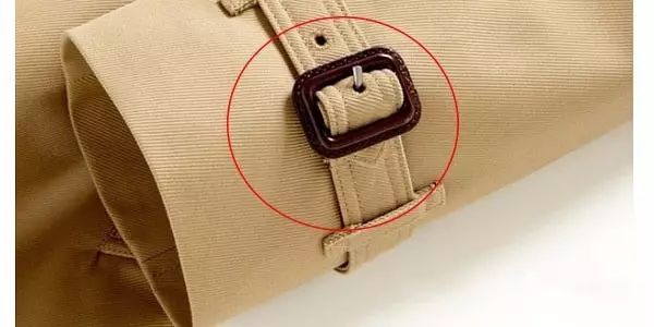 風衣上的肩帶原來是這麼用的，以前怎麼不知道？