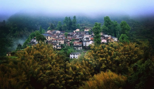 2022年的第一場旅行，就從這19個絕美又安逸的古村古鎮開始吧