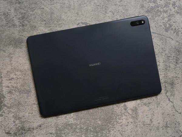 蘋果華為OPPO榮耀有啥平民產品？2500元價位我推薦這些