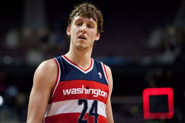 2011選秀15順位的倫納德2冠2FMVP，在他之前的球員成就如何？