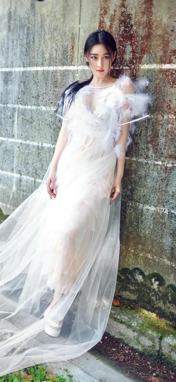 張馨予 桌布 張馨予 桌布