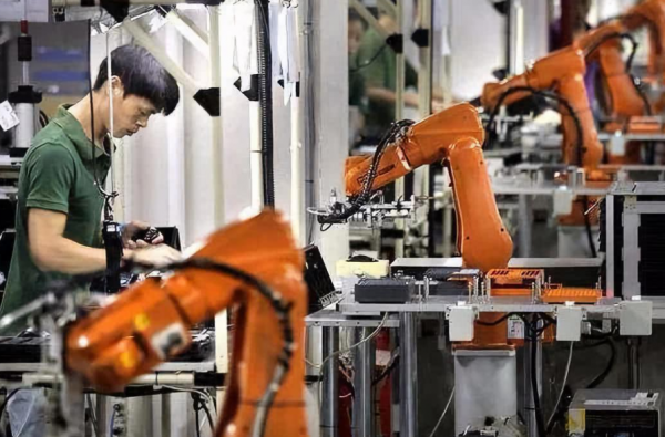 兩大行業迎來“斷層”，月薪過萬卻招不上人，是大學生不能吃苦嗎