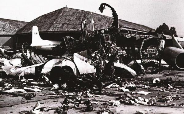 100人深入日軍腹地奇襲機場，全殲日守軍擊斃機場司令，我軍0傷亡