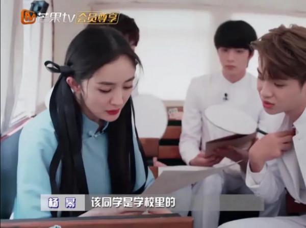 楊冪不愧學霸！圓周率前一百位竟都能背下來，記憶力爆棚啊