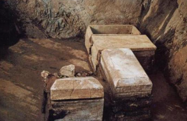 河北一彈棉花老漢，潛伏東陵10多年：用自制鑰匙，差點把皇陵搬空