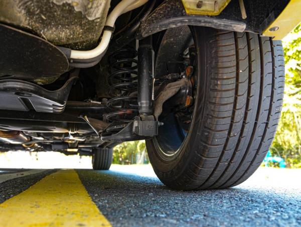 試駕斯柯達昕動！10萬元左右買兩廂車，它與飛度系如何選擇？