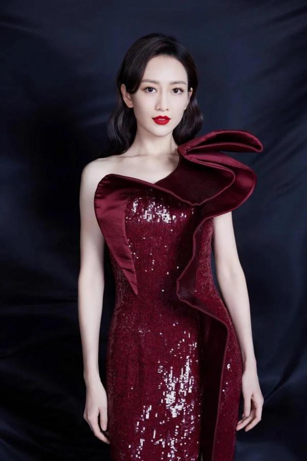 王鷗這氣質這顏值無法抗衡