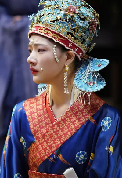 「盤點」古裝女主發冠大賞 趙麗穎的最華麗繁複 譚松韻跟宣璐撞款 「盤點」古裝女主發冠大賞 趙麗穎的最華麗繁複 譚松韻跟宣璐撞款