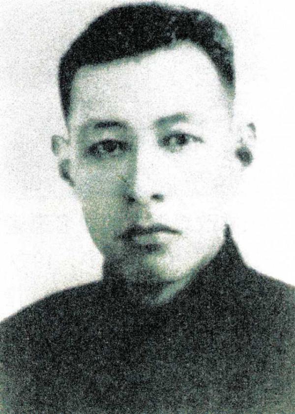 國共合作徹底破裂,周恩來在宋慶齡寓所遇搜捕,當晚擬定南昌起義 國共合作徹底破裂,周恩來在宋慶齡寓所遇搜捕,當晚擬定南昌起義