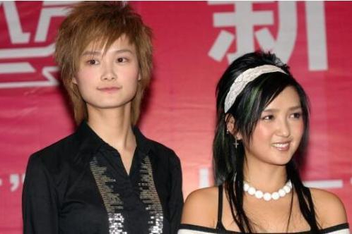 無價之姐，李宇春的黑紅往事，她是劃時代的標籤，憑什麼紅那麼久