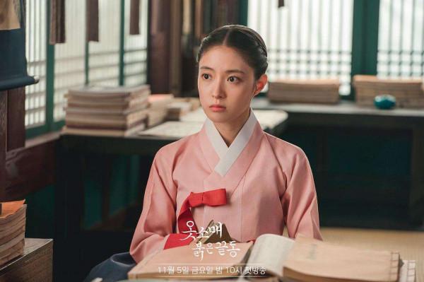 《衣袖紅鑲邊》：霸道帝王愛上宮女——傳奇背後是隱忍犧牲與成全