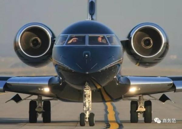 37歲ZARA二公主繼承千億家業？花上億辦婚禮，異母長公主卻很低調