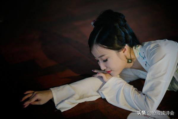 溫一盞茶讀好詩,33首詩寫在深秋,浮生如夢,願你儲存心底的美好 溫一盞茶讀好詩,33首詩寫在深秋,浮生如夢,願你儲存心底的美好