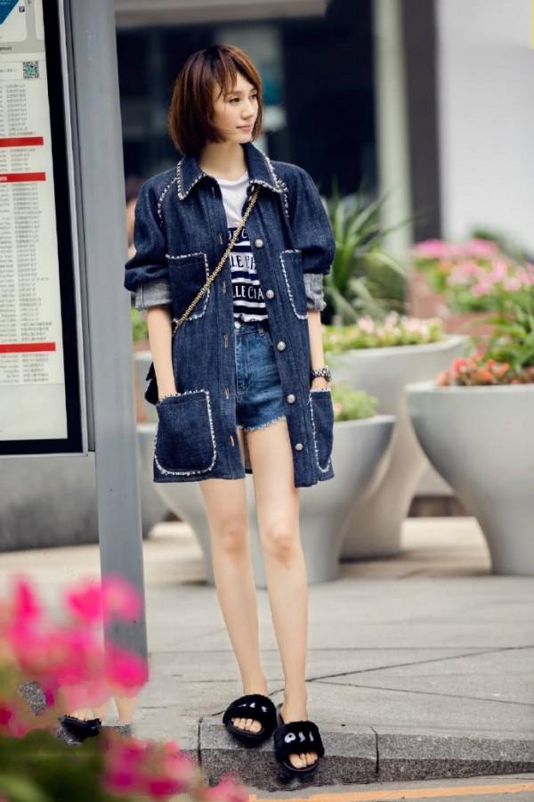 41歲袁泉不得了!穿A字裙出門大變樣,這長腿是真實存在的嗎? 41歲袁泉不得了!穿A字裙出門大變樣,這長腿是真實存在的嗎?