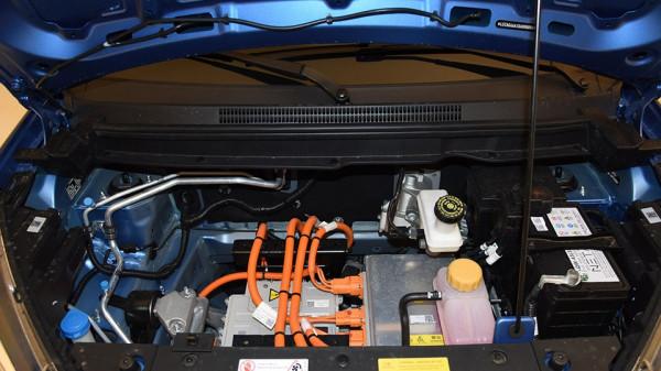 哪吒N01：月養車488元省在哪？電費130元/月